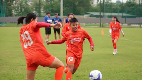 ĐT nữ Việt Nam hối hả tập luyện